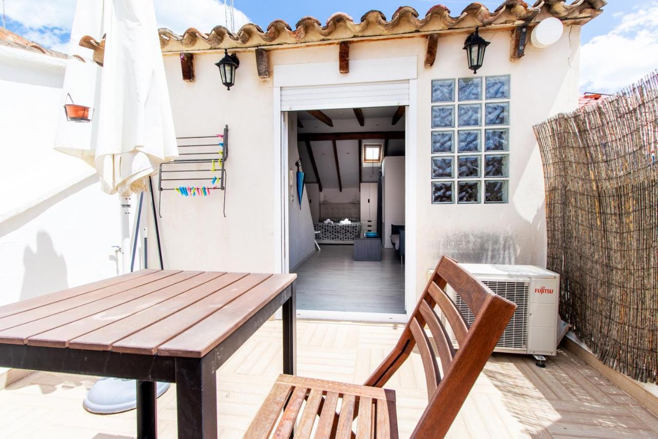 Estudio Para Parejas Con Terraza En La Playa บาเลนเซีย ภายนอก รูปภาพ