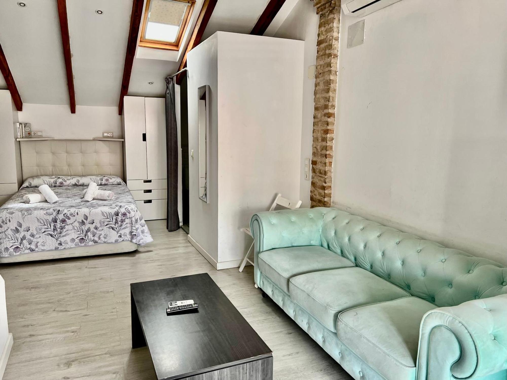 Estudio Para Parejas Con Terraza En La Playa บาเลนเซีย ภายนอก รูปภาพ