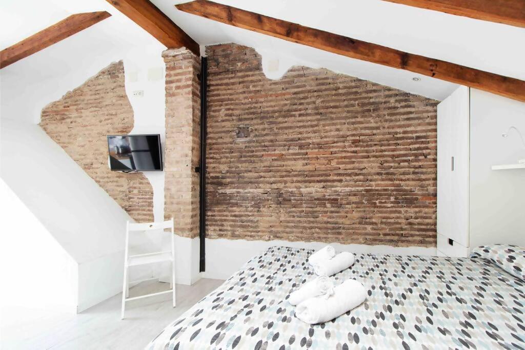 Estudio Para Parejas Con Terraza En La Playa บาเลนเซีย ภายนอก รูปภาพ
