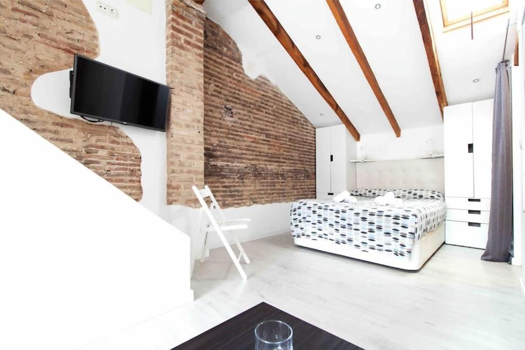 Estudio Para Parejas Con Terraza En La Playa บาเลนเซีย ภายนอก รูปภาพ